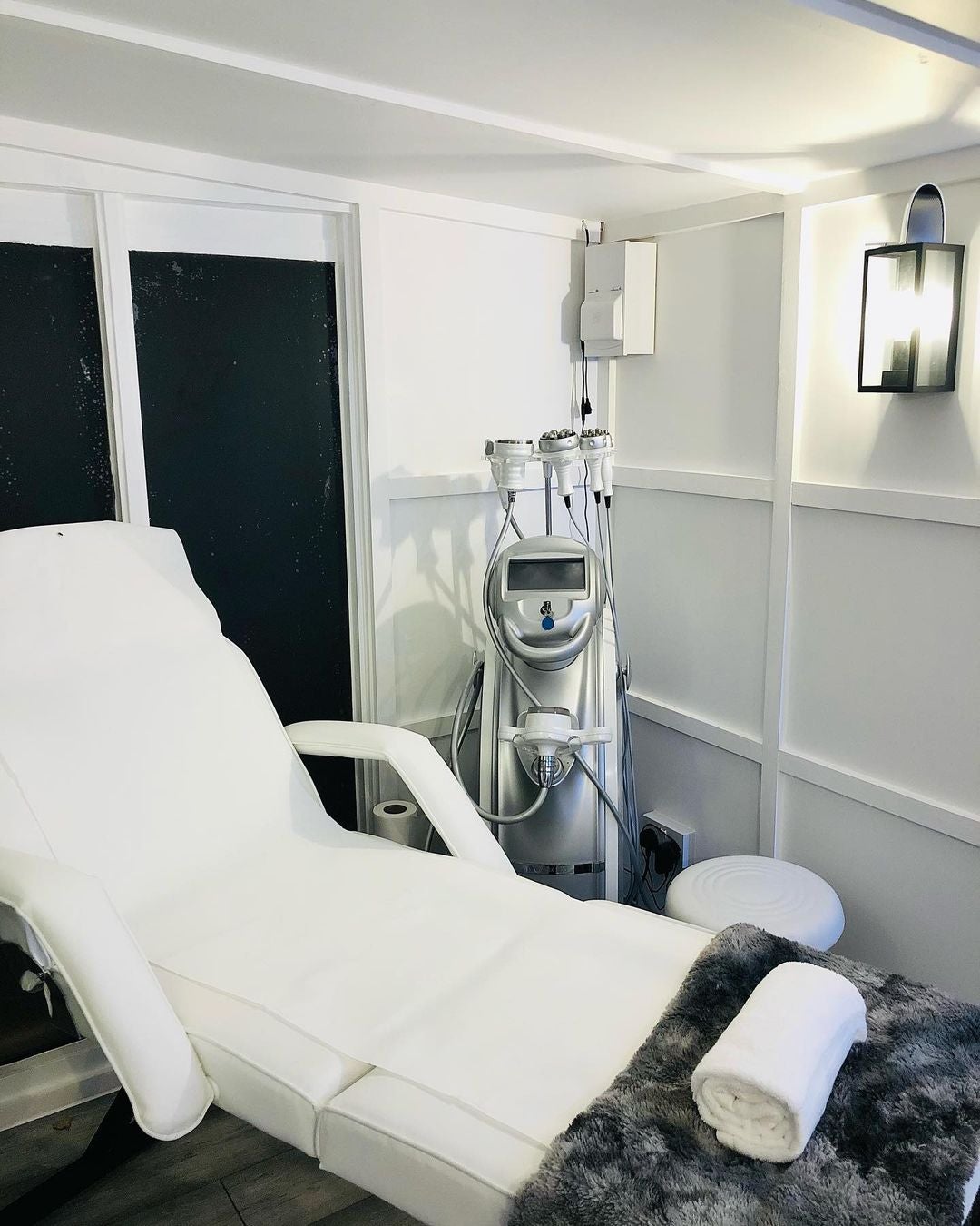 Filwood Pent Garden Hair Salon (FASTER DELIVERY)