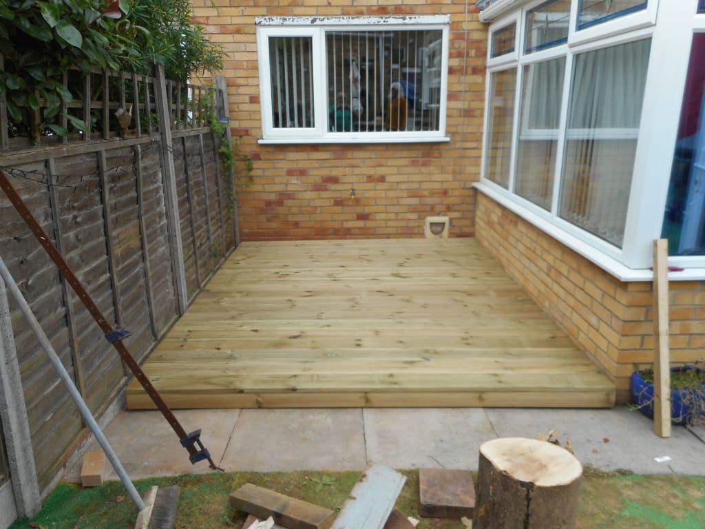 Timber Decking 19mm (Pressure Treated - £45 per M2)